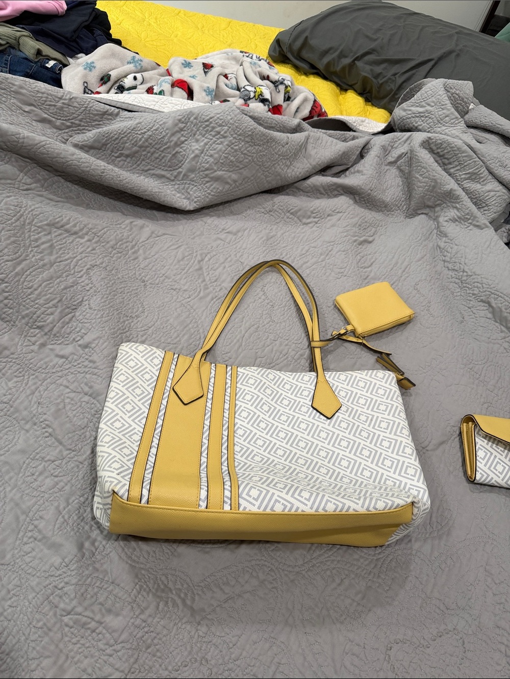 Yellow & White Geometric Tote Bag with Coin Pouch